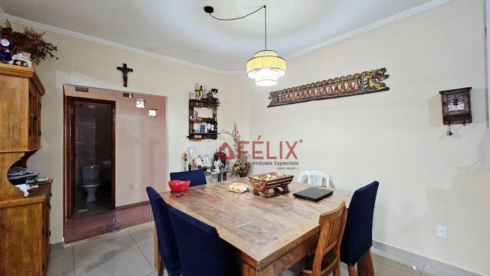 Casa, 3 quartos, 220 m² - Foto 4
