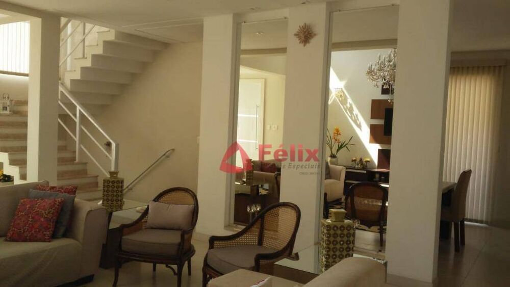 Sobrado, 3 quartos, 376 m² - Foto 2