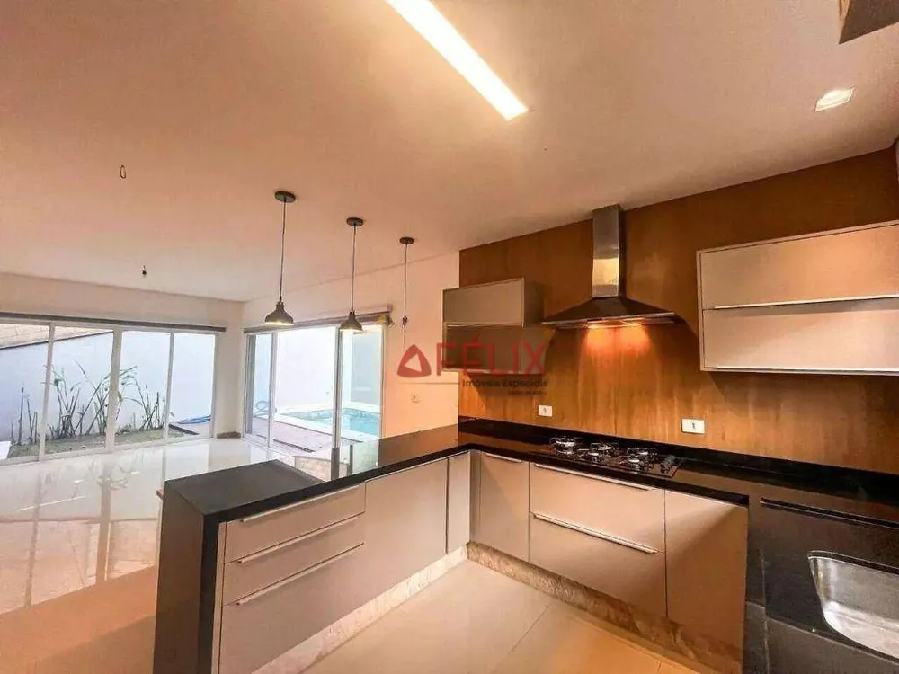 Sobrado, 3 quartos, 300 m² - Foto 2