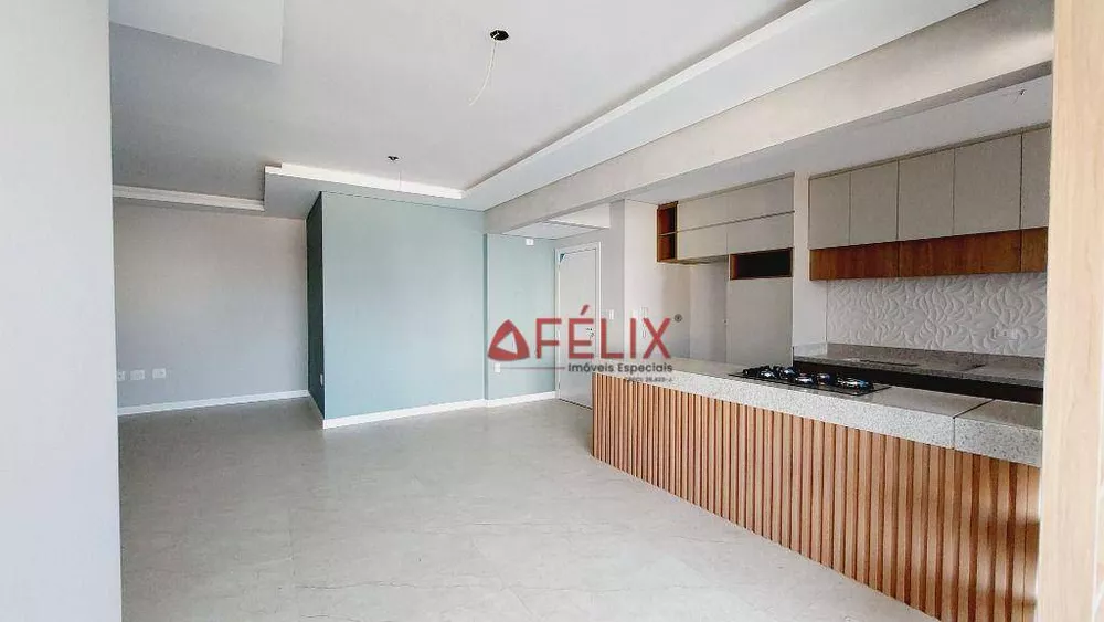 Apartamento, 3 quartos, 130 m² - Foto 1