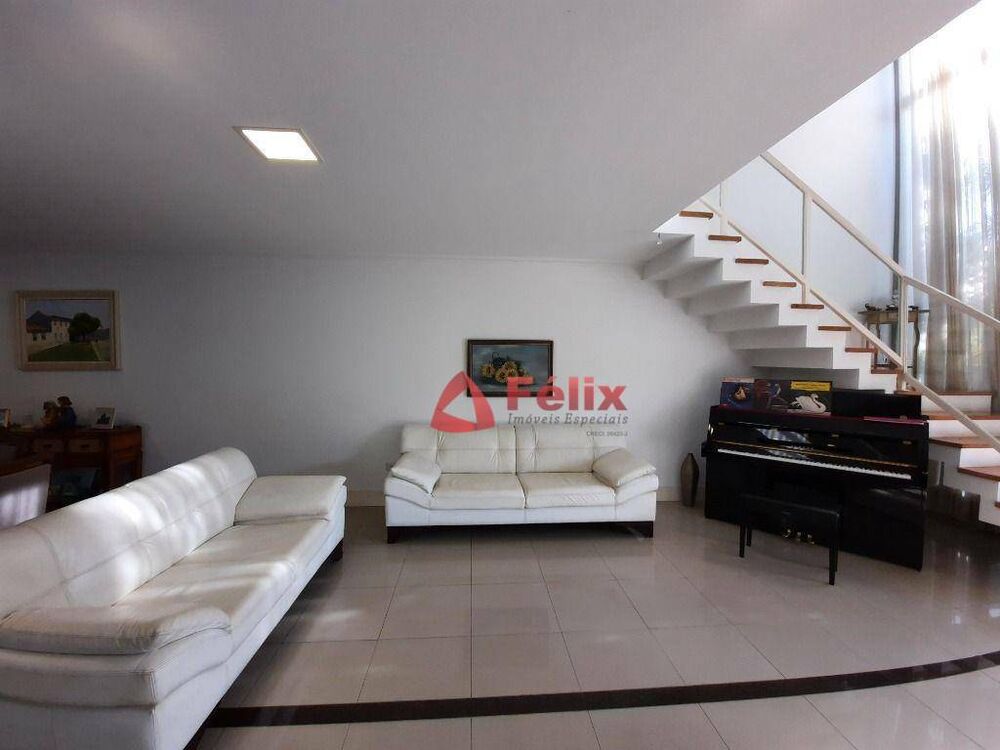 Sobrado, 3 quartos, 280 m² - Foto 1