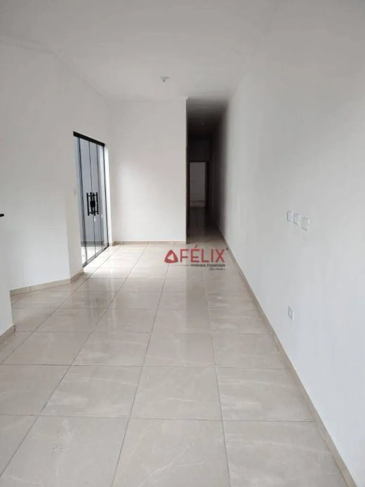 Casa, 3 quartos, 82 m² - Foto 2