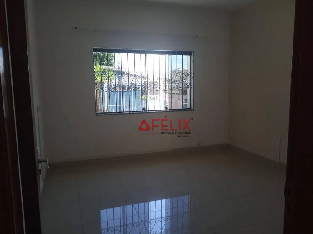 Casa, 3 quartos, 200 m² - Foto 10