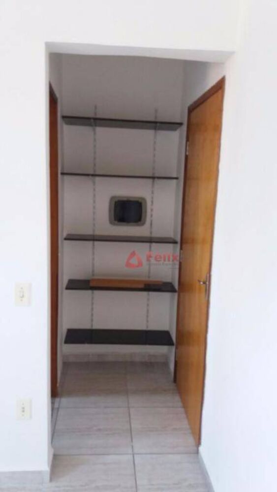Apartamento à venda com 2 quartos, 66m² - Foto 4