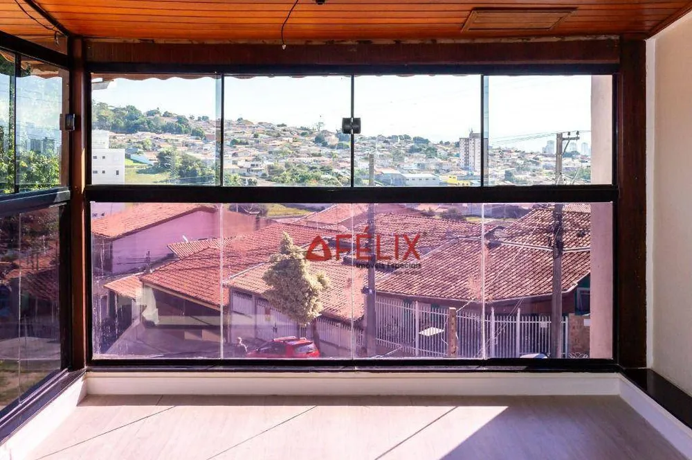 Sobrado, 3 quartos, 173 m² - Foto 1