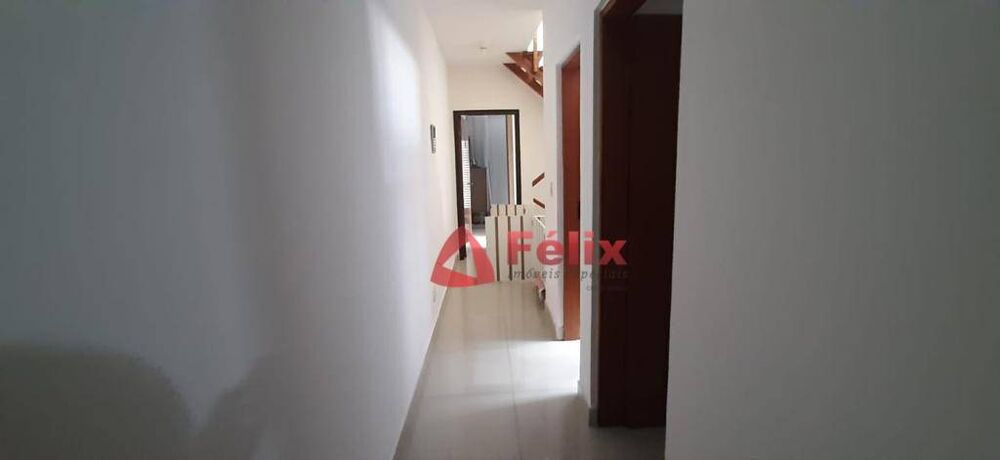 Casa, 3 quartos, 250 m² - Foto 1