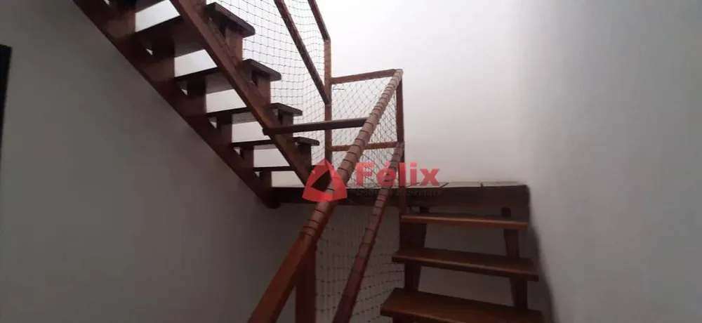 Casa, 3 quartos, 250 m² - Foto 11
