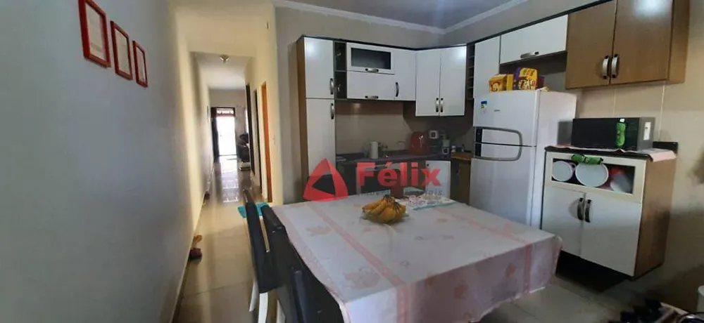 Casa, 3 quartos, 250 m² - Foto 14