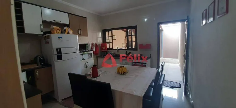Casa, 3 quartos, 250 m² - Foto 9
