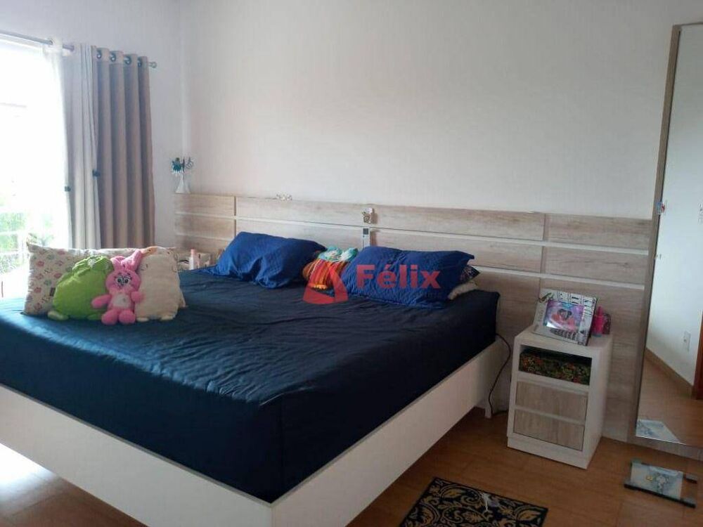 Sobrado, 3 quartos, 270 m² - Foto 4