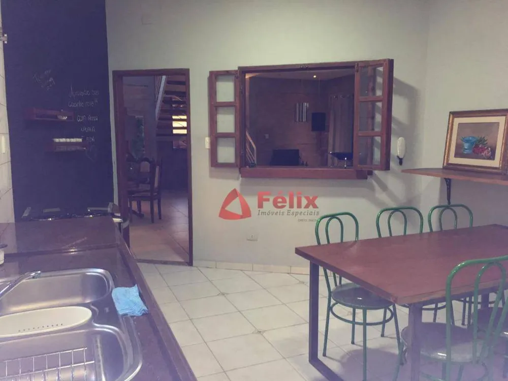 Sobrado, 3 quartos, 340 m² - Foto 4