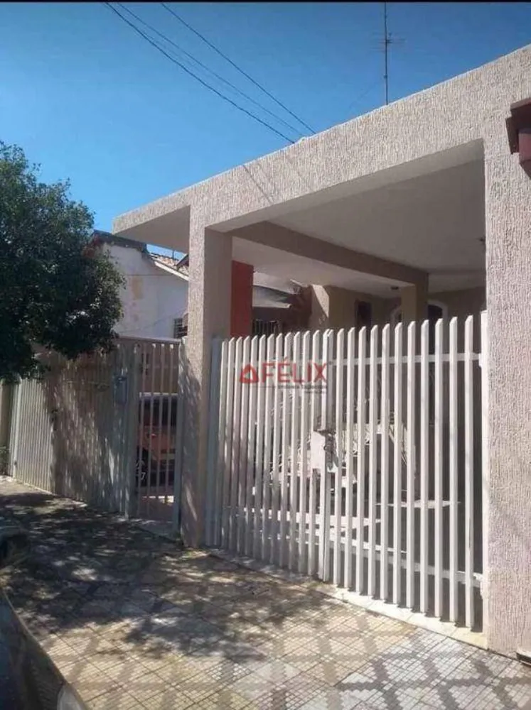 Casa, 3 quartos, 200 m² - Foto 1