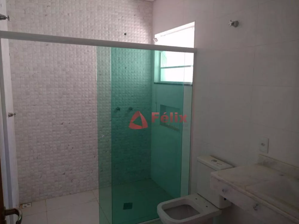 Sobrado, 3 quartos, 215 m² - Foto 2