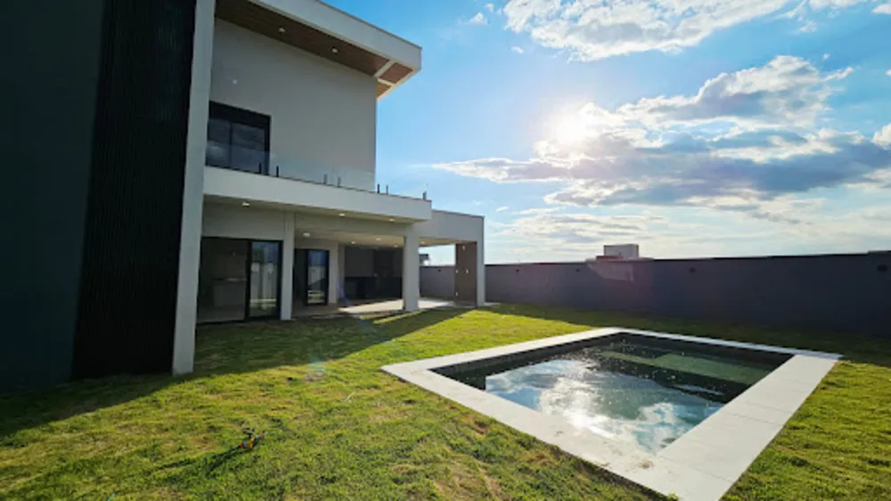 Sobrado, 3 quartos, 302 m² - Foto 1