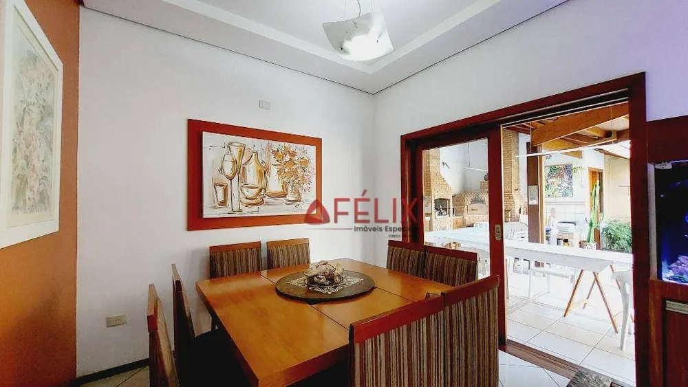 Sobrado, 4 quartos, 326 m² - Foto 4