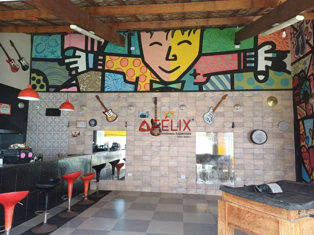 Casa, 3 quartos, 245 m² - Foto 3
