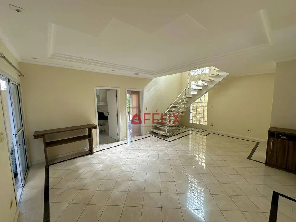 Sobrado, 3 quartos, 244 m² - Foto 4