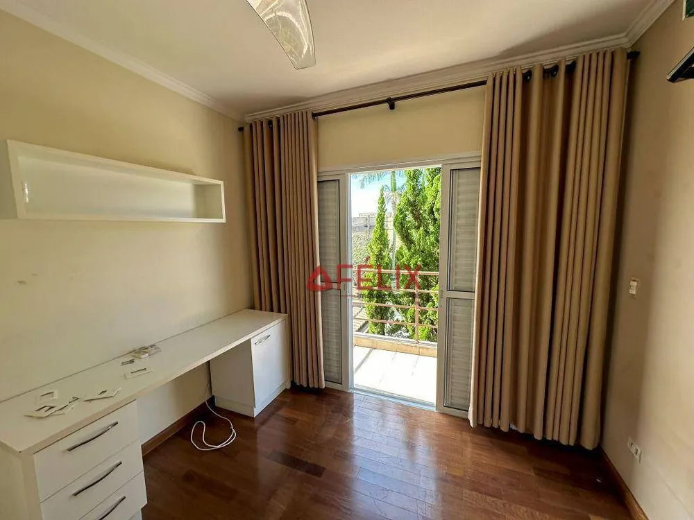 Sobrado, 3 quartos, 244 m² - Foto 8
