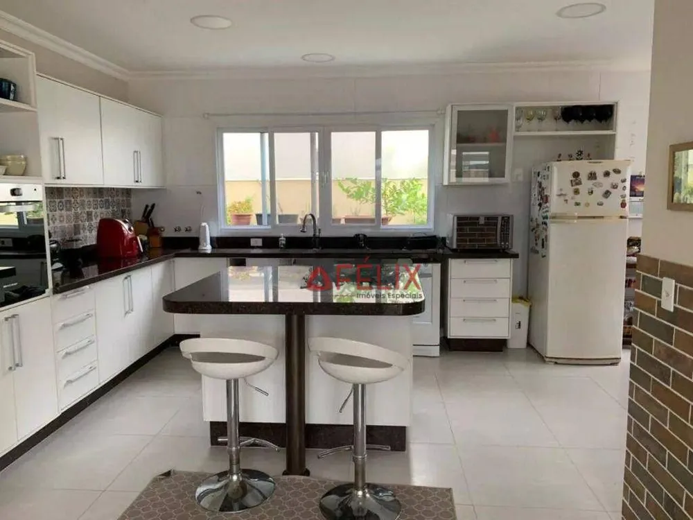 Sobrado, 4 quartos, 380 m² - Foto 2