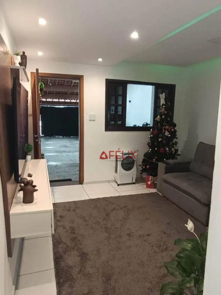 Casa, 3 quartos, 220 m² - Foto 2