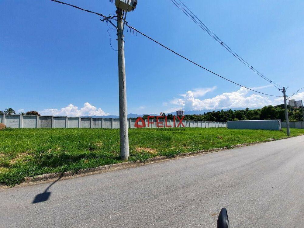 Loteamento e Condomínio, 250 m² - Foto 1