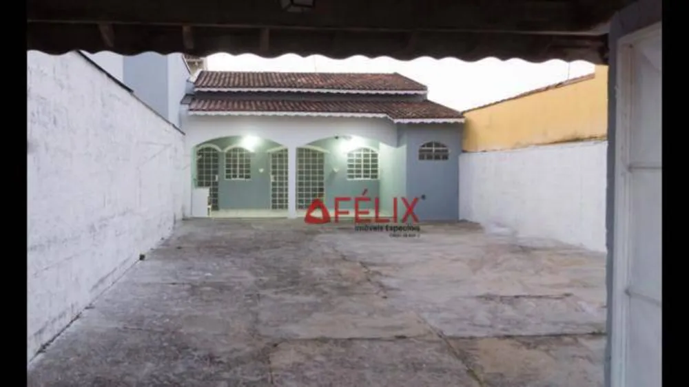 Casa, 1 quarto, 190 m² - Foto 2