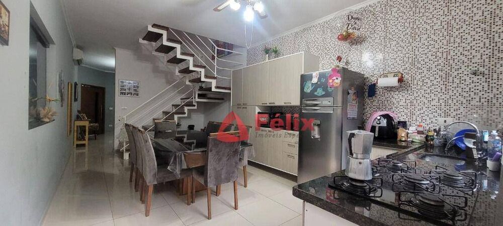 Sobrado, 3 quartos, 250 m² - Foto 2