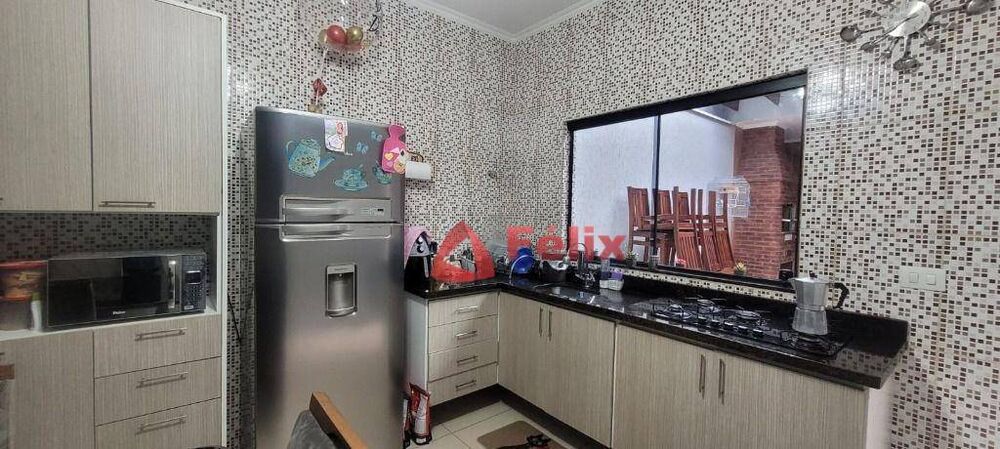 Sobrado, 3 quartos, 250 m² - Foto 1