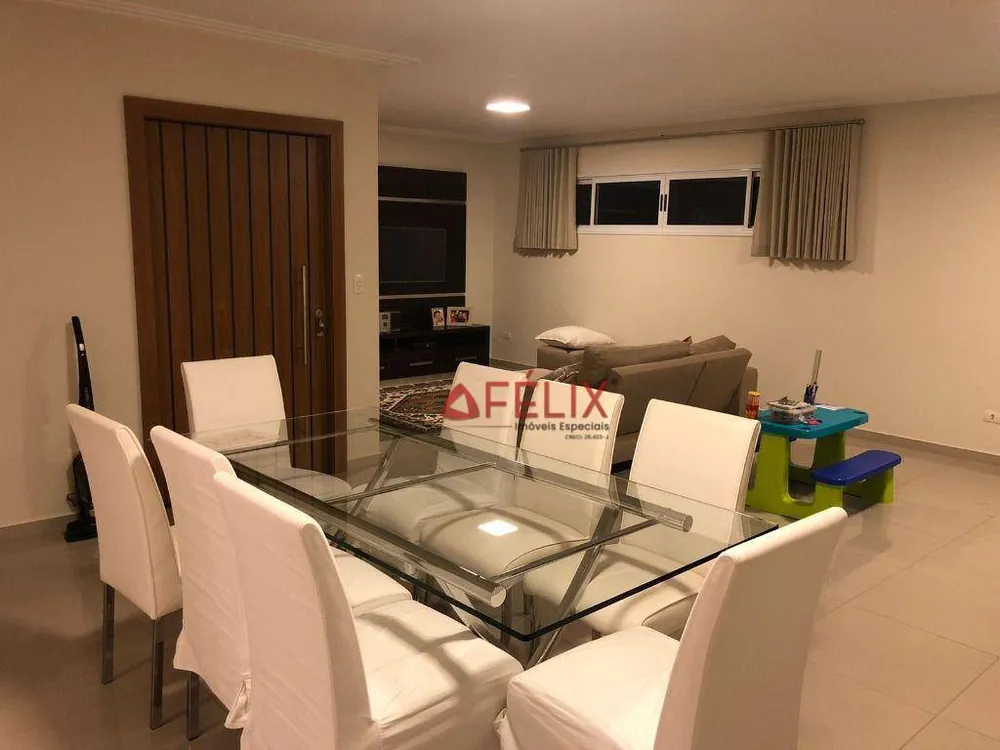 Apartamento, 3 quartos, 162 m² - Foto 1