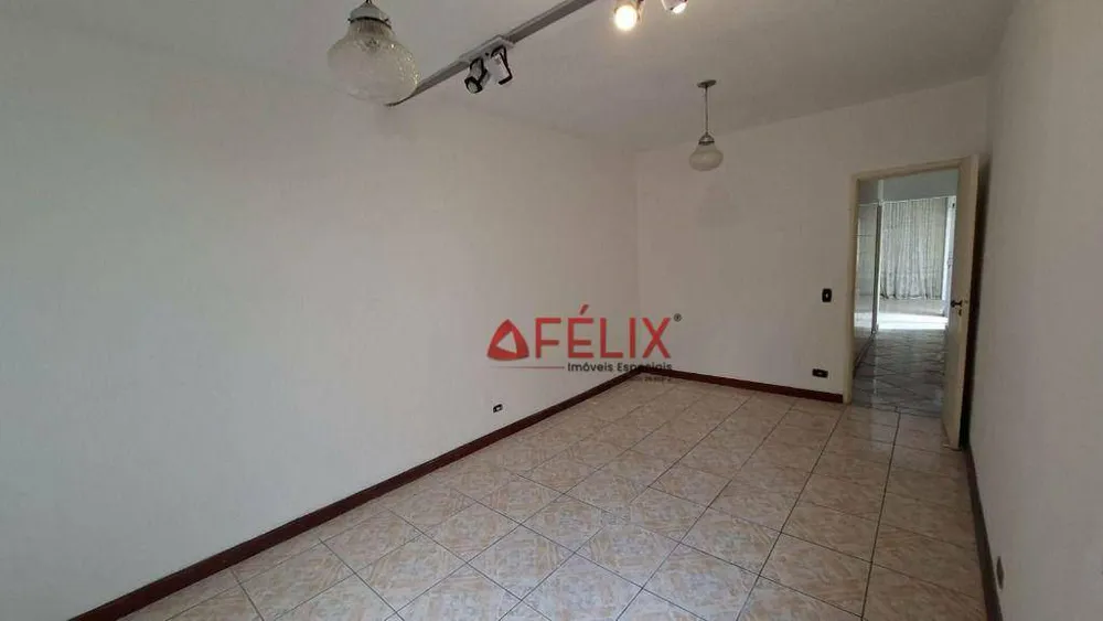 Casa, 3 quartos, 250 m² - Foto 9