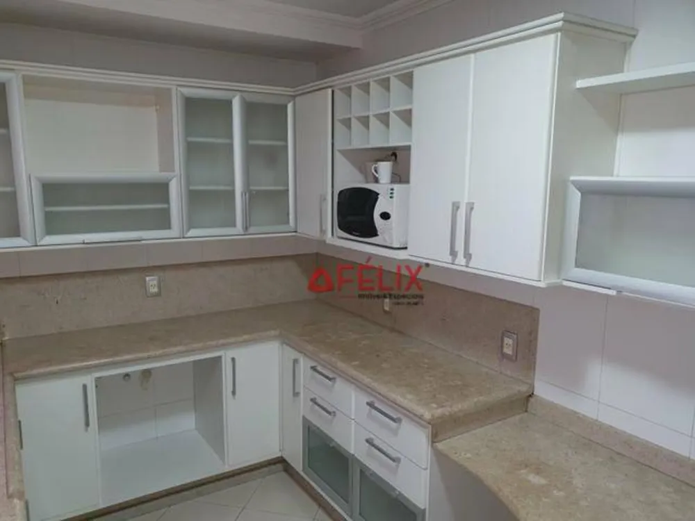 Apartamento, 3 quartos, 150 m² - Foto 1