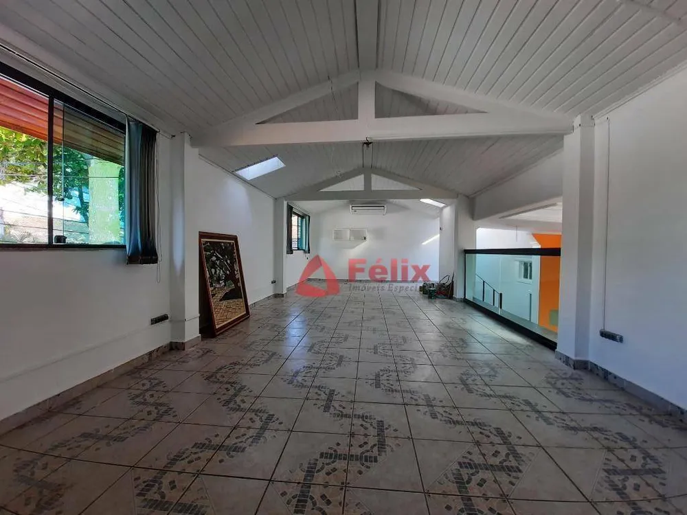 Casa, 3 quartos, 300 m² - Foto 6