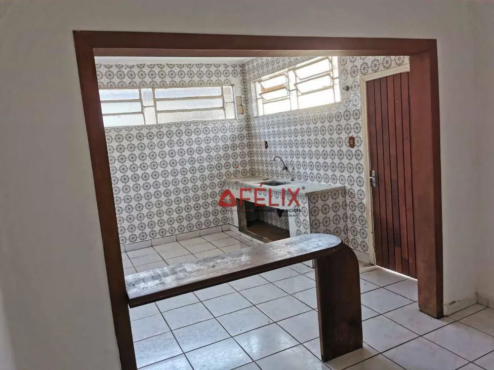 Casa, 4 quartos, 180 m² - Foto 8