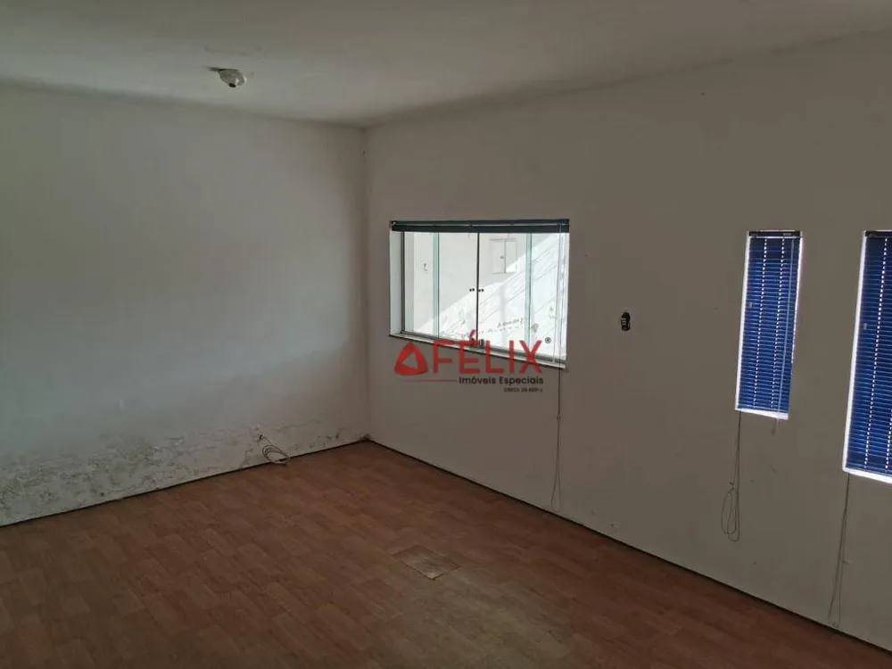 Casa, 4 quartos, 180 m² - Foto 1
