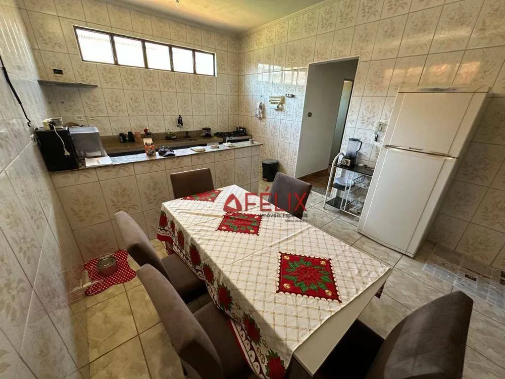 Casa, 3 quartos, 200 m² - Foto 5