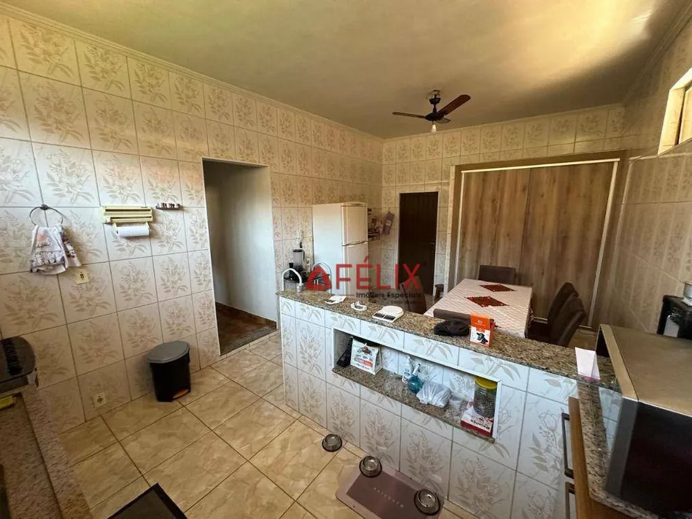 Casa, 3 quartos, 200 m² - Foto 4