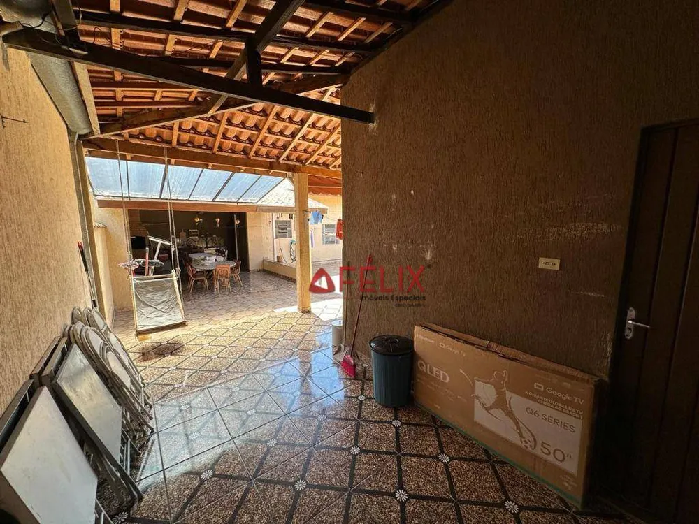 Casa, 3 quartos, 200 m² - Foto 6