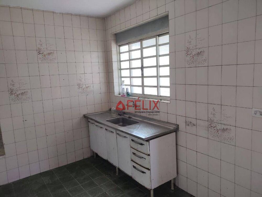 Casa, 3 quartos, 82 m² - Foto 2