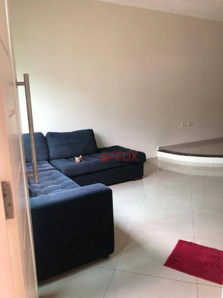 Casa, 3 quartos, 217 m² - Foto 2