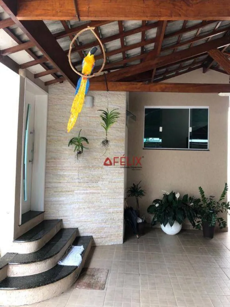 Casa, 3 quartos, 217 m² - Foto 1