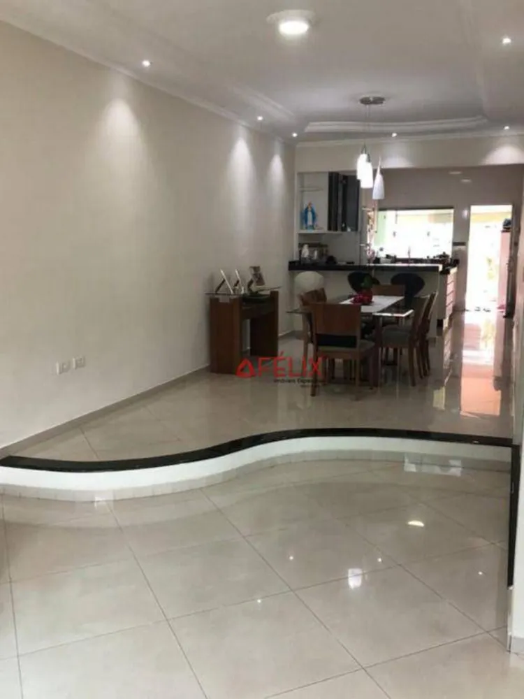 Casa, 3 quartos, 217 m² - Foto 6