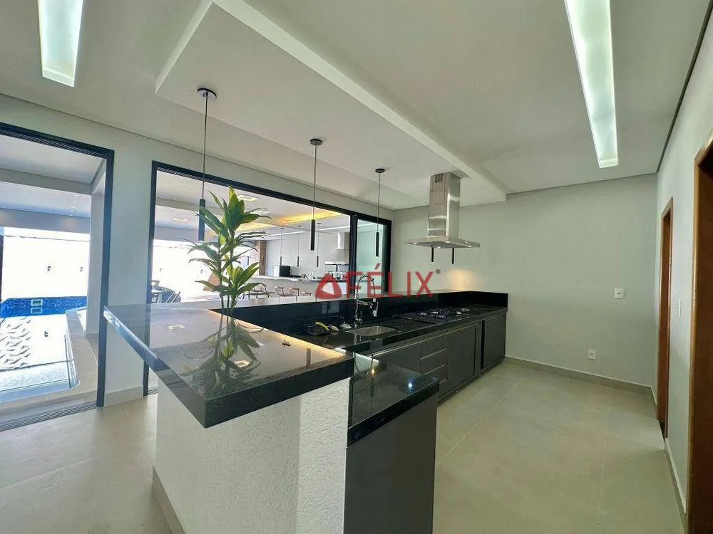 Sobrado, 4 quartos, 410 m² - Foto 2