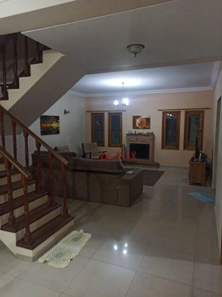 Sobrado, 3 quartos, 272 m² - Foto 1