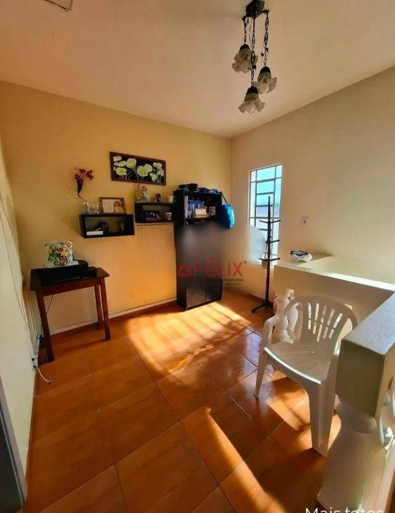 Casa, 5 quartos, 250 m² - Foto 4