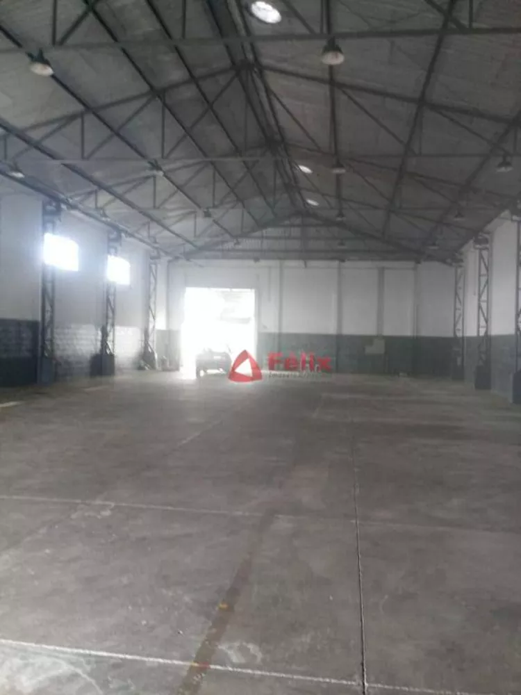Depósito-Galpão, 643 m² - Foto 1