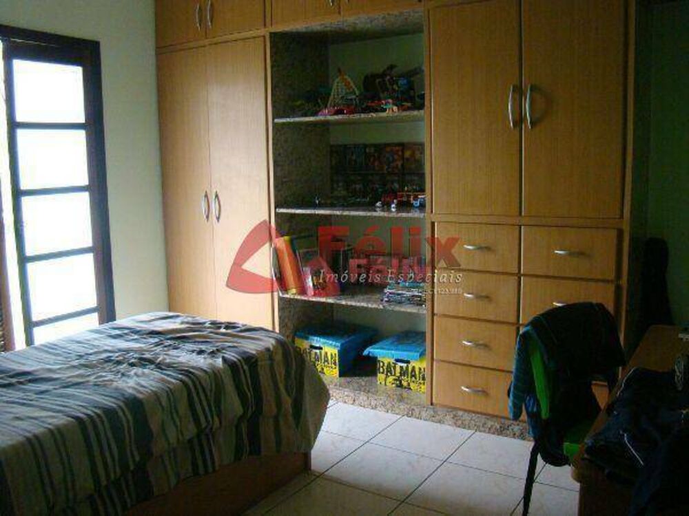 Casa, 5 quartos, 310 m² - Foto 3