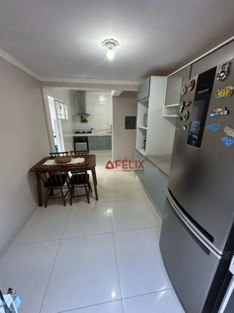 Sobrado, 4 quartos, 166 m² - Foto 1