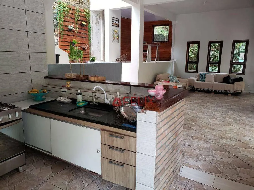 Sobrado, 3 quartos, 352 m² - Foto 18