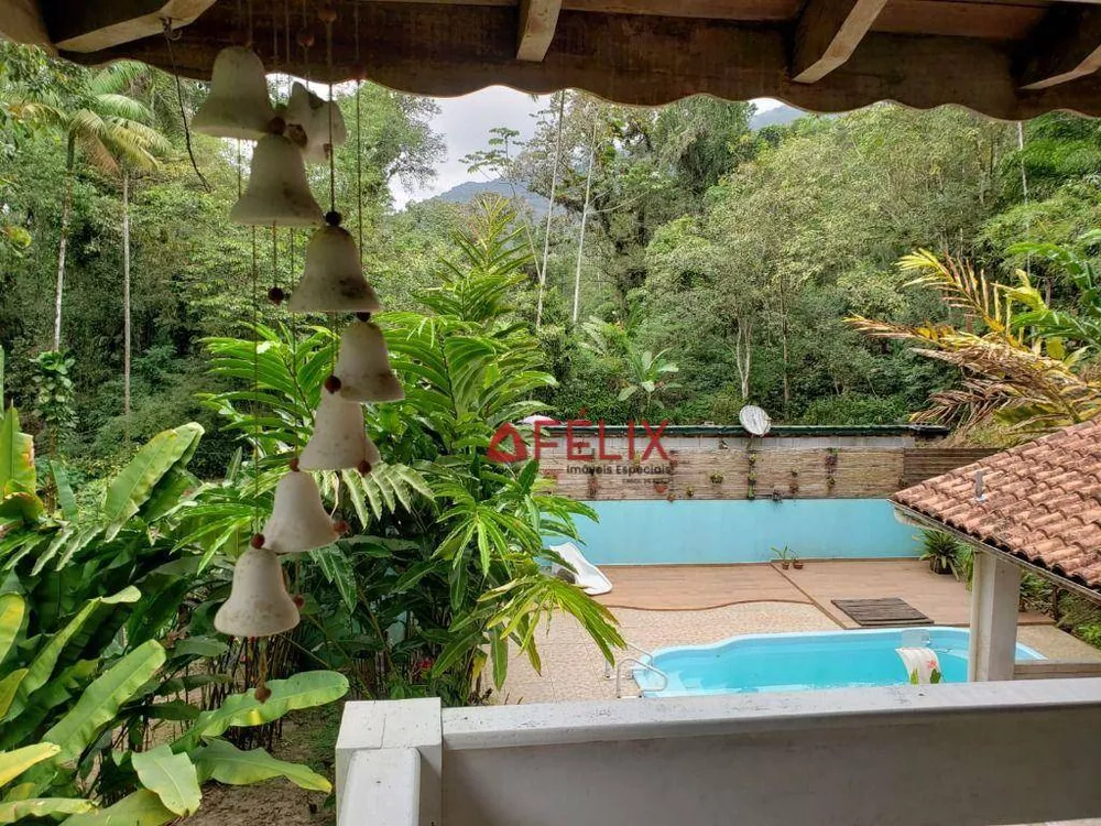 Sobrado, 3 quartos, 352 m² - Foto 1