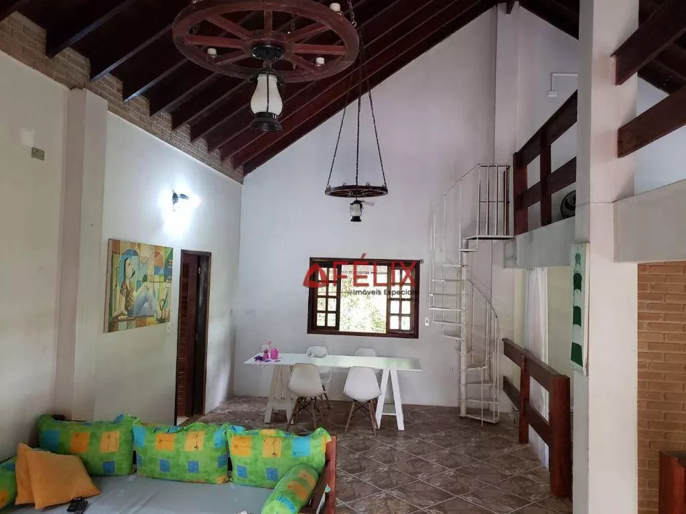 Sobrado, 3 quartos, 352 m² - Foto 2